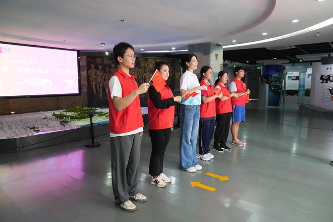 歌声致敬建设者 群众歌会唱响深圳劳务工博物馆