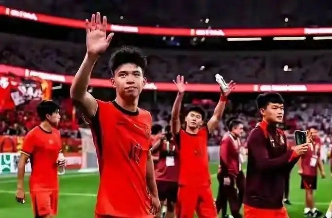 回眸2025｜中国足球这一年：突破口还是在青训_腾讯新闻