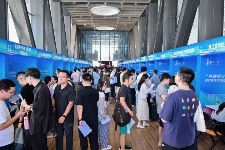 月薪5万招宠物品牌主理人？一些新兴岗位，正在杭州兴起_腾讯新闻